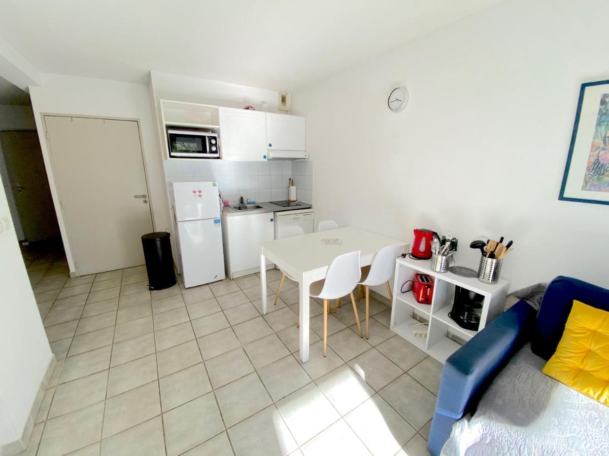 ساناري سور مير Appartement Avec Piscine A 5Min De La Plage المظهر الخارجي الصورة