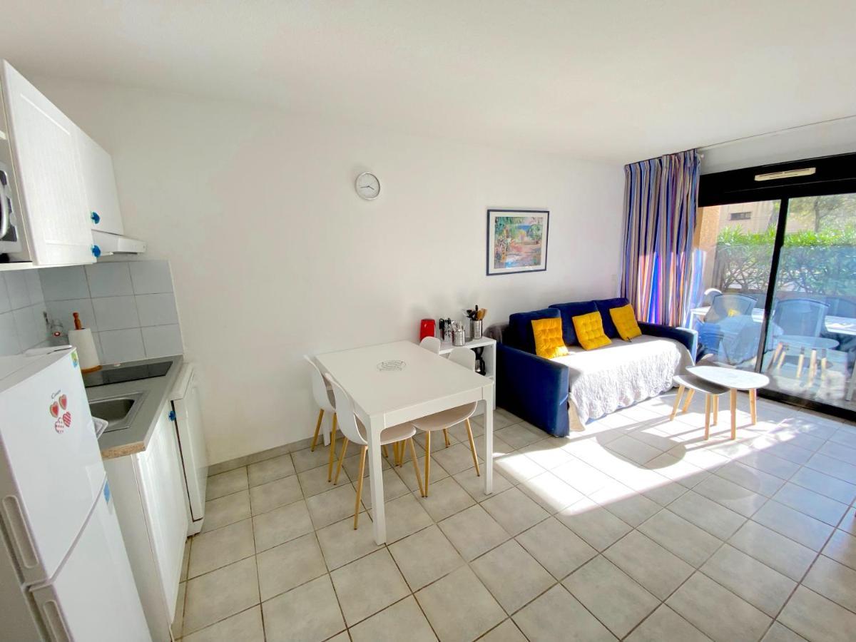ساناري سور مير Appartement Avec Piscine A 5Min De La Plage المظهر الخارجي الصورة